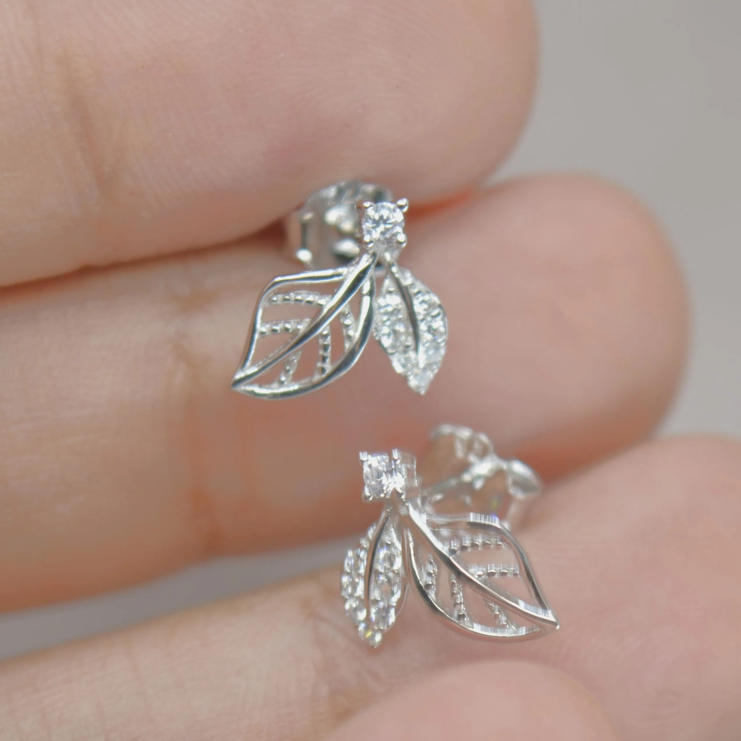 925 Silver Delicate Leaf Stud Earrings