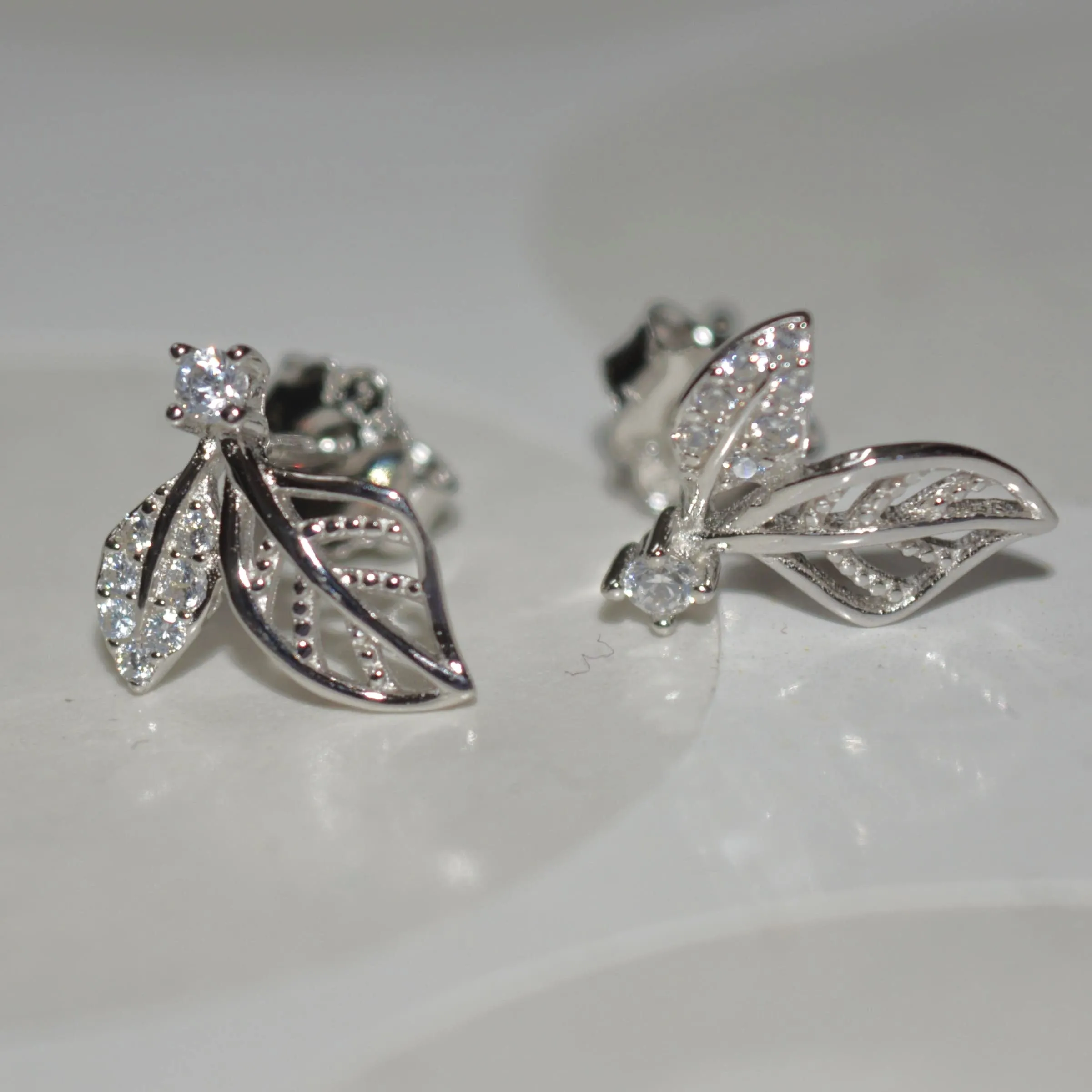 925 Silver Delicate Leaf Stud Earrings