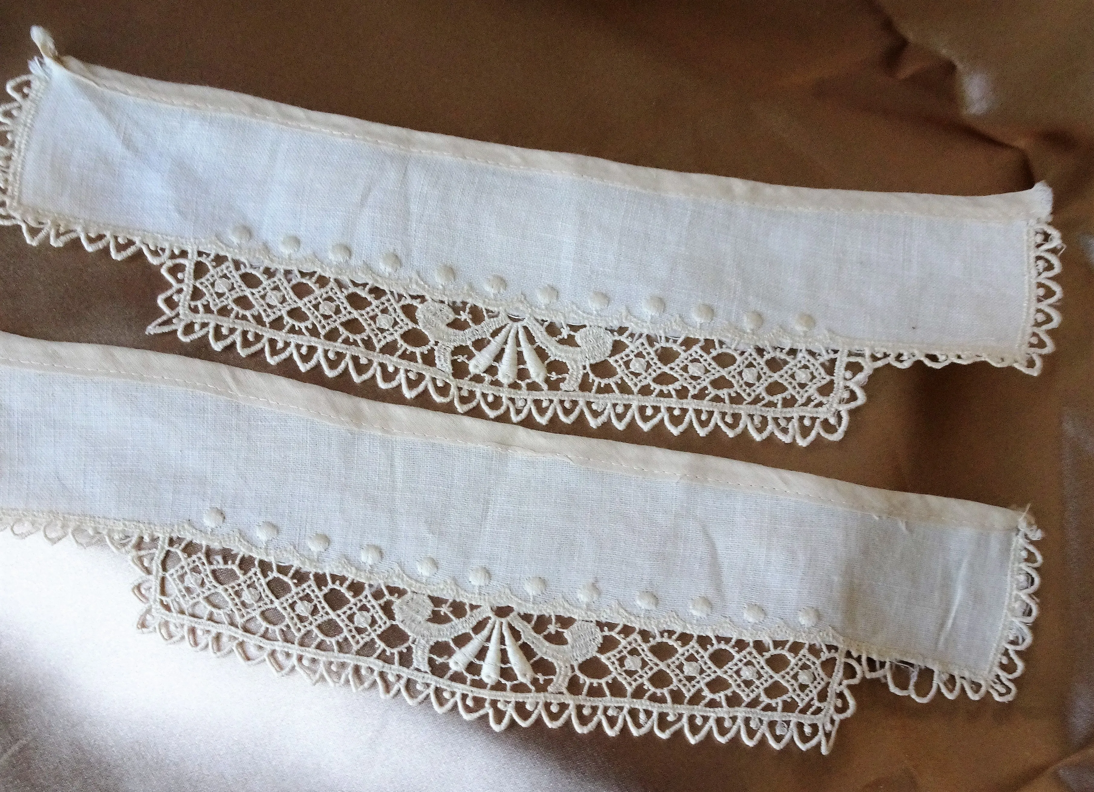 BEAUTIFUL Victorian Edwardian Cuffs,Embroidered Linen and Lace Cuffs, Doll Lace,Wear Them or Frame Them, Heirloom Sewing,Collectible Lace Textiles