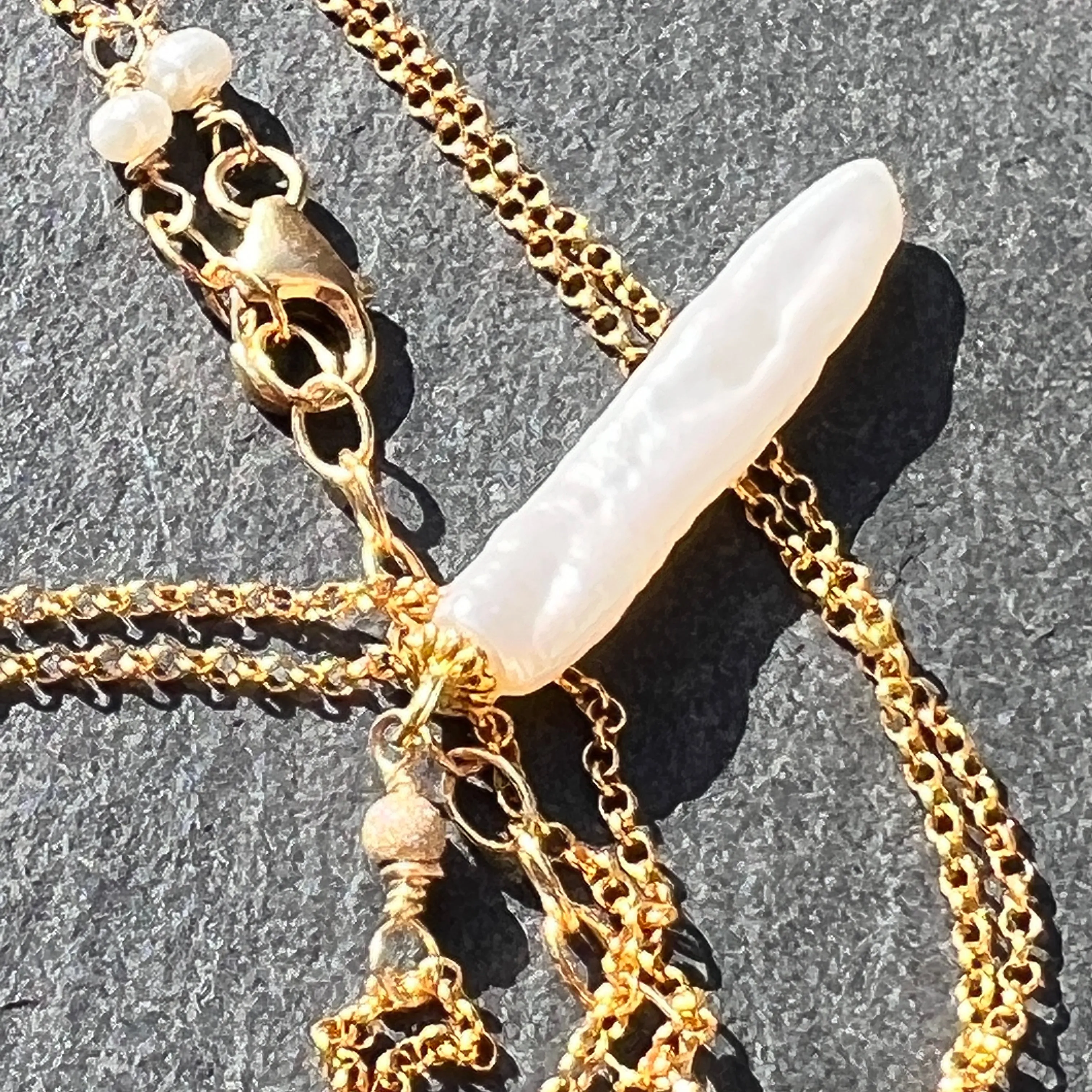 Biwa Pearl Moonbeam Pendant