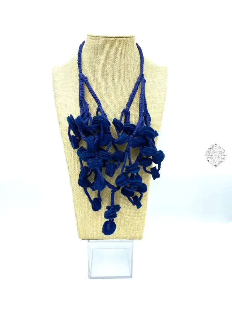 Peruvian handmade knitted necklace | Super soft felt fabric necklace | Unique circle design wool necklace Inactive