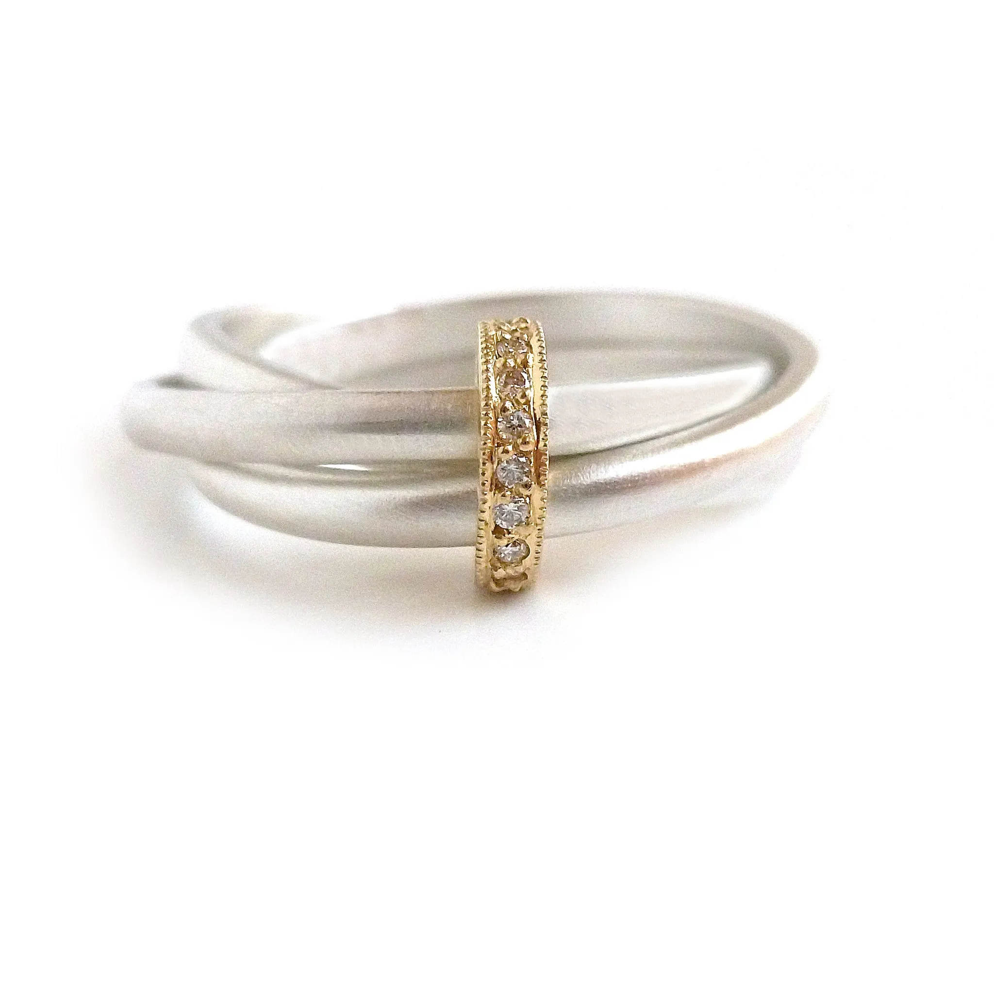 Silver, 18ct gold ring with 9 diamonds - size N