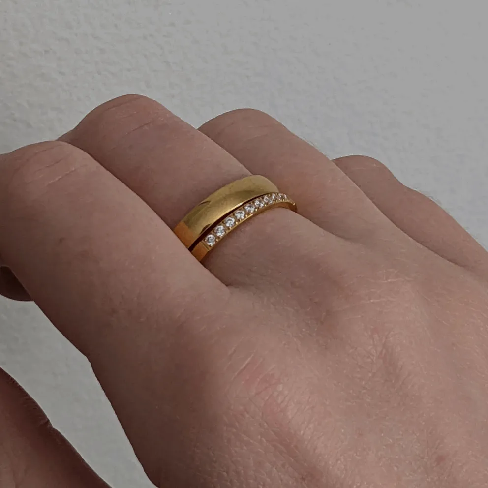 Stevie Simple Band Ring