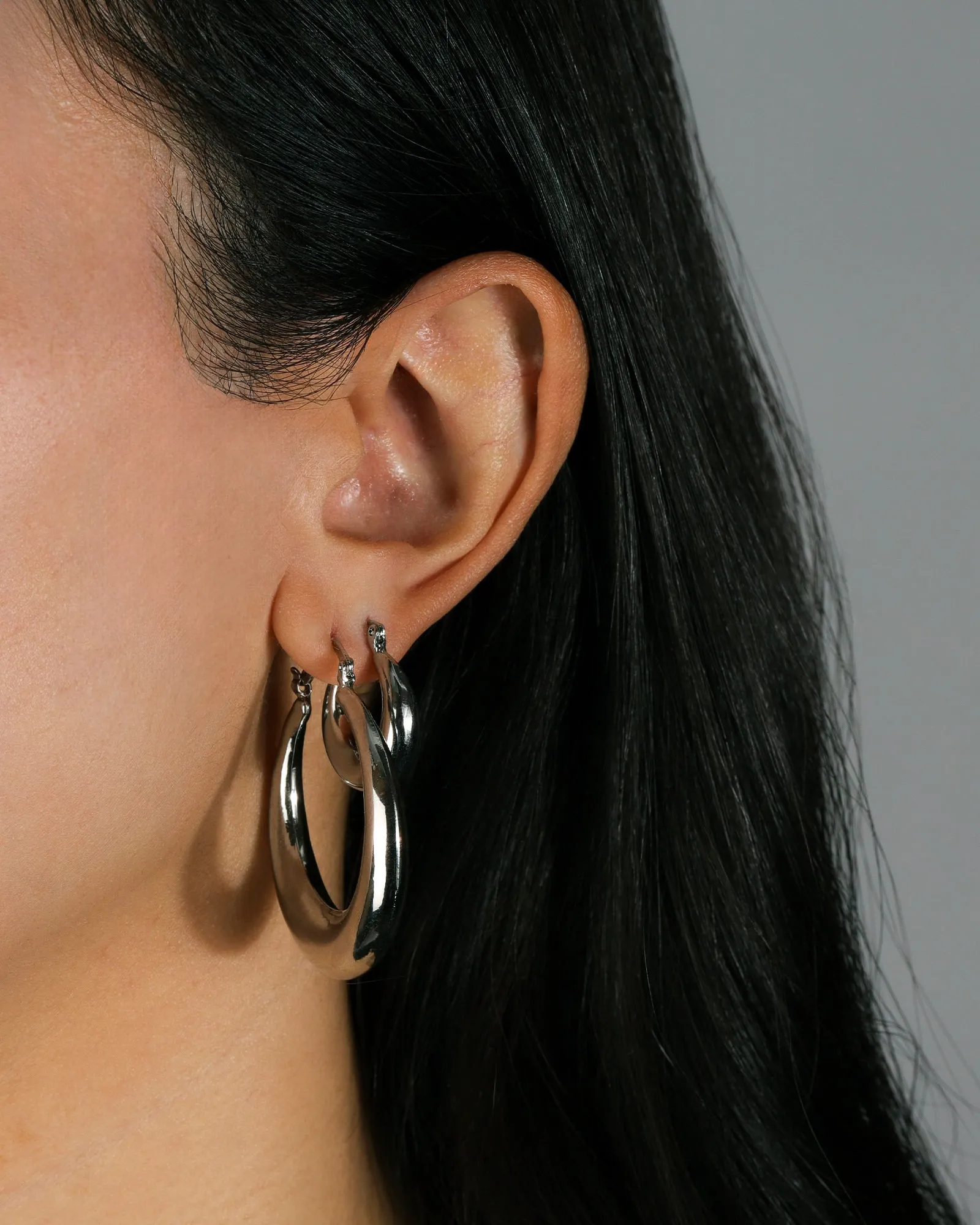 Teardrop Round Hoops | 20mm