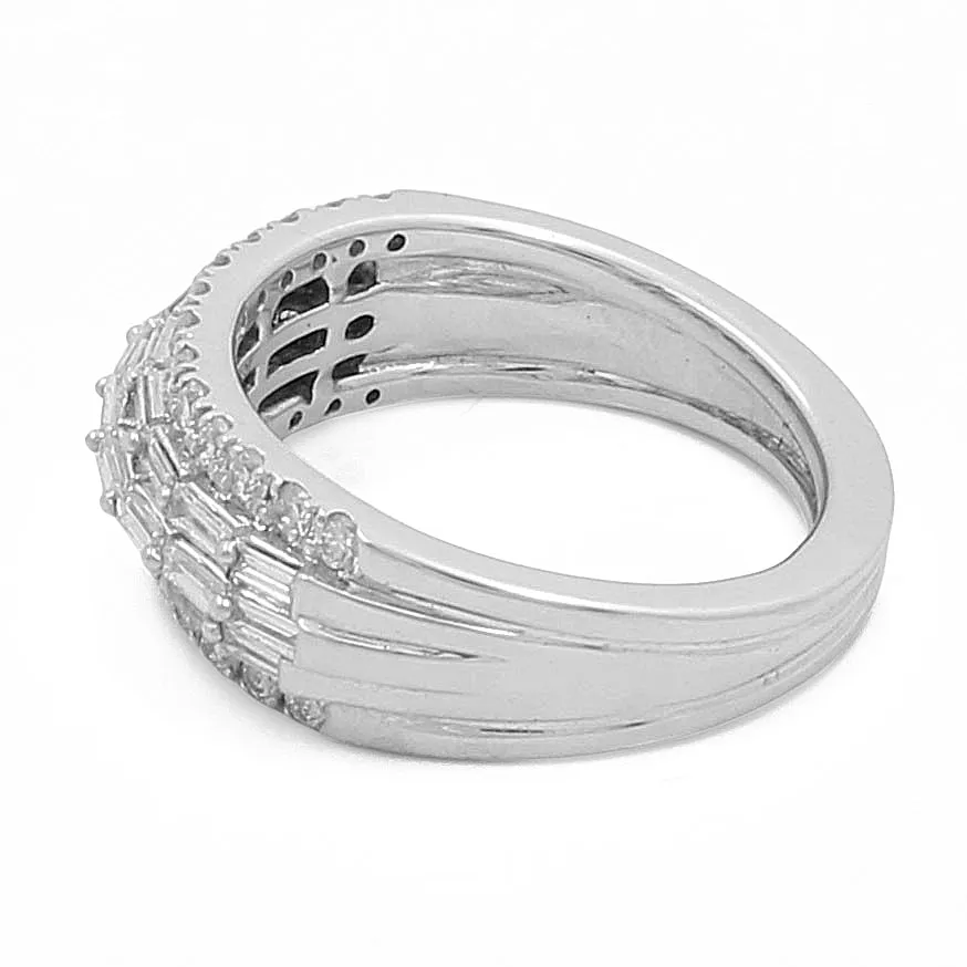 White Gold 14k Contemporary Diamond Fashion Ring With 0.45Tw Round Diamonds And 0.50Tw Baguette Diamonds